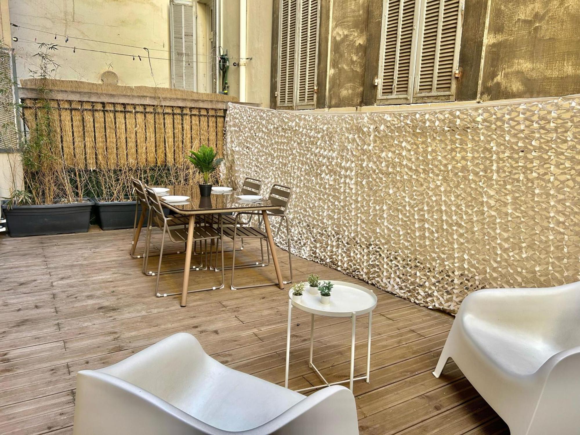 Chez Marie Et Romain- De Charme Au Coeur De La Joliette Proche Panier Centre * Marseille